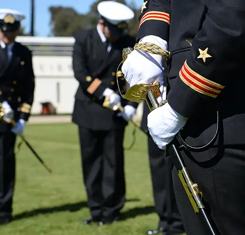 Oficial de los Servicios